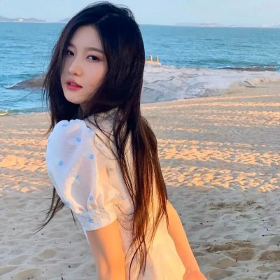 与鹦鹉同住